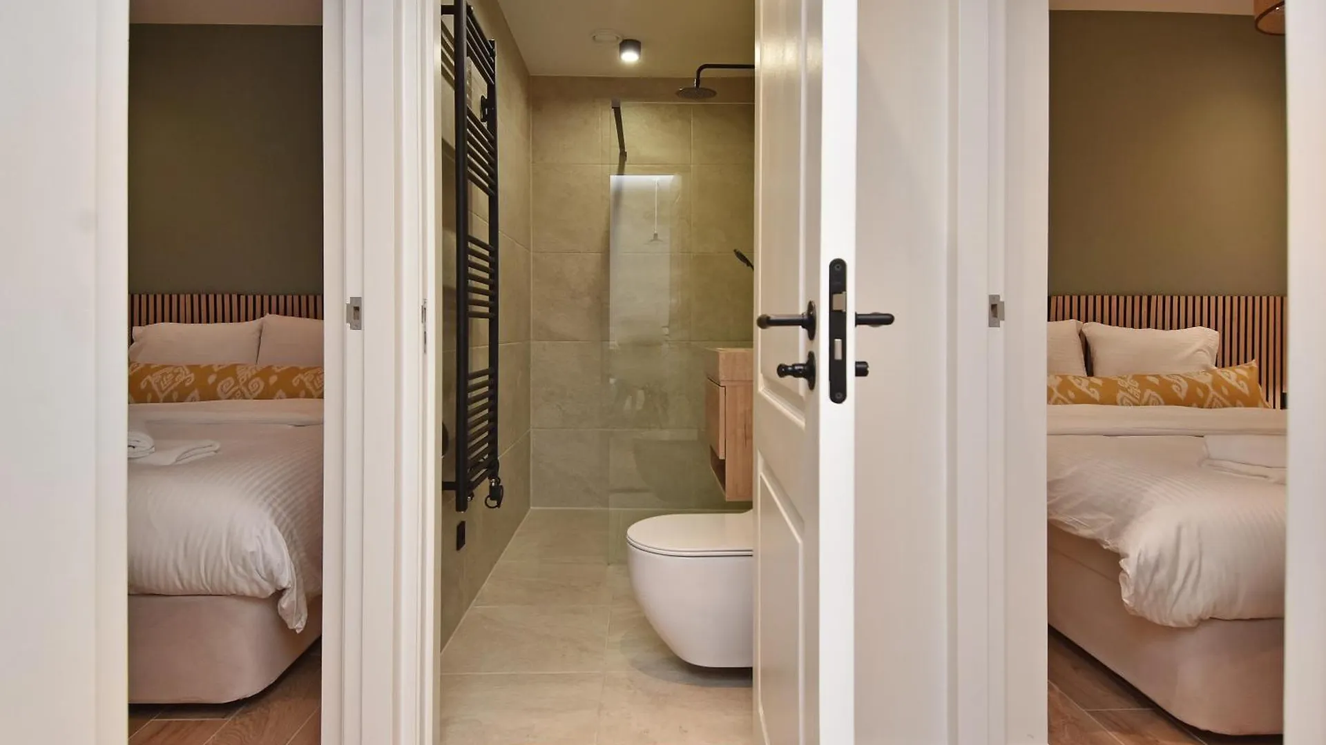 Curated Apartment Near Scheveningen Beach لاهاي