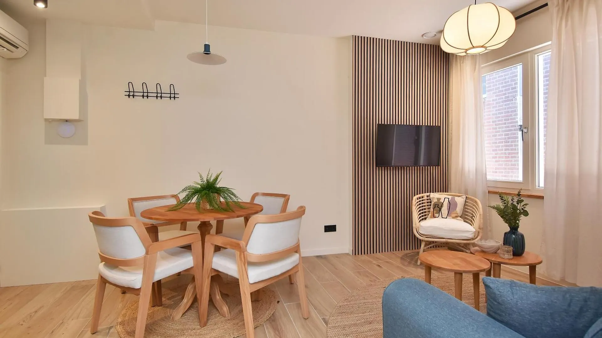 Curated Apartment Near Scheveningen Beach لاهاي