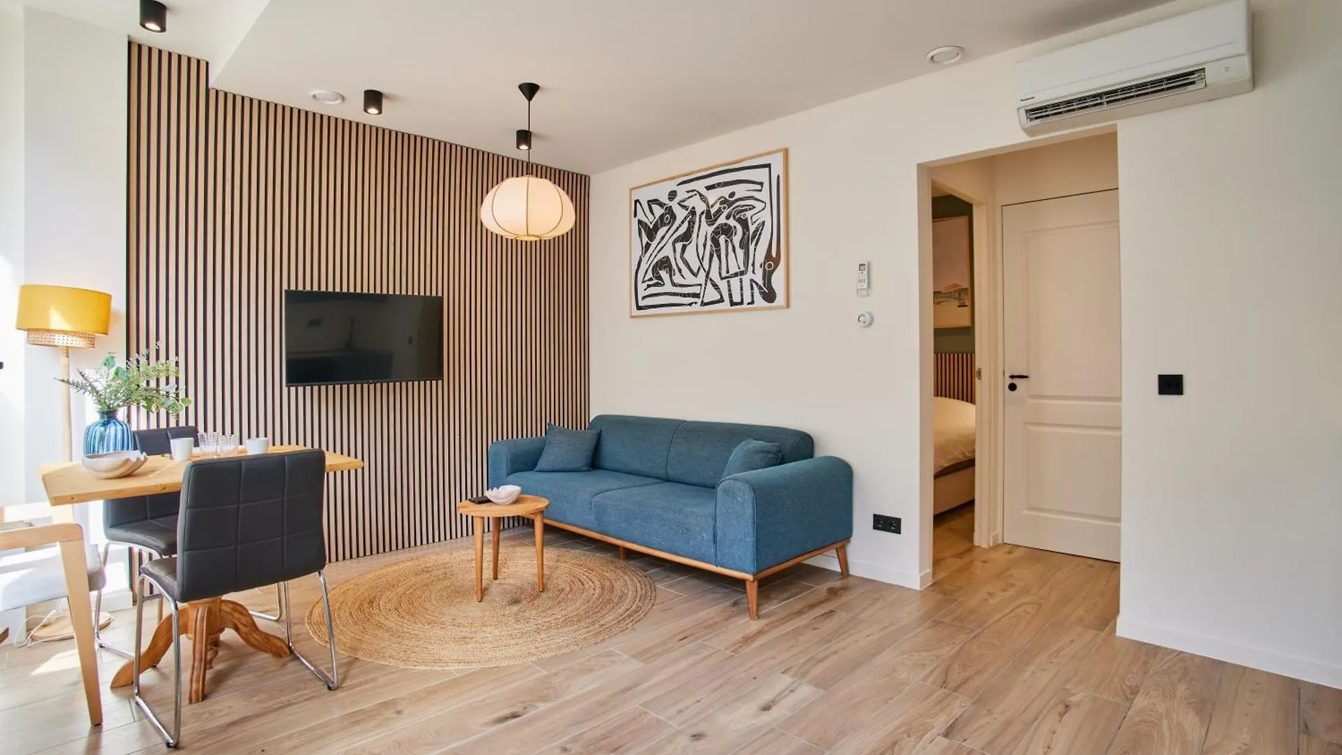 Curated Apartment Near Scheveningen Beach لاهاي