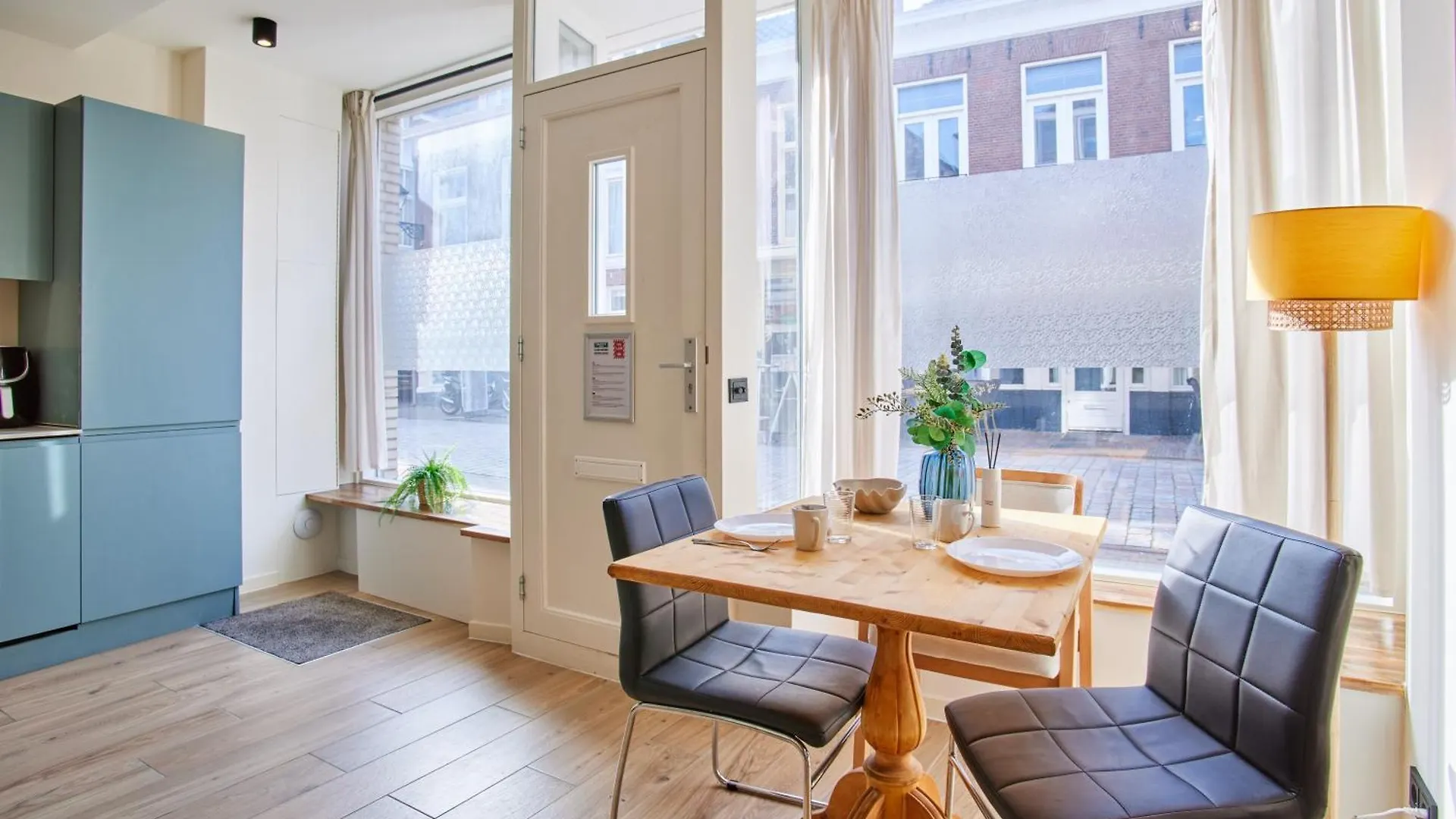 Curated Apartment Near Scheveningen Beach لاهاي